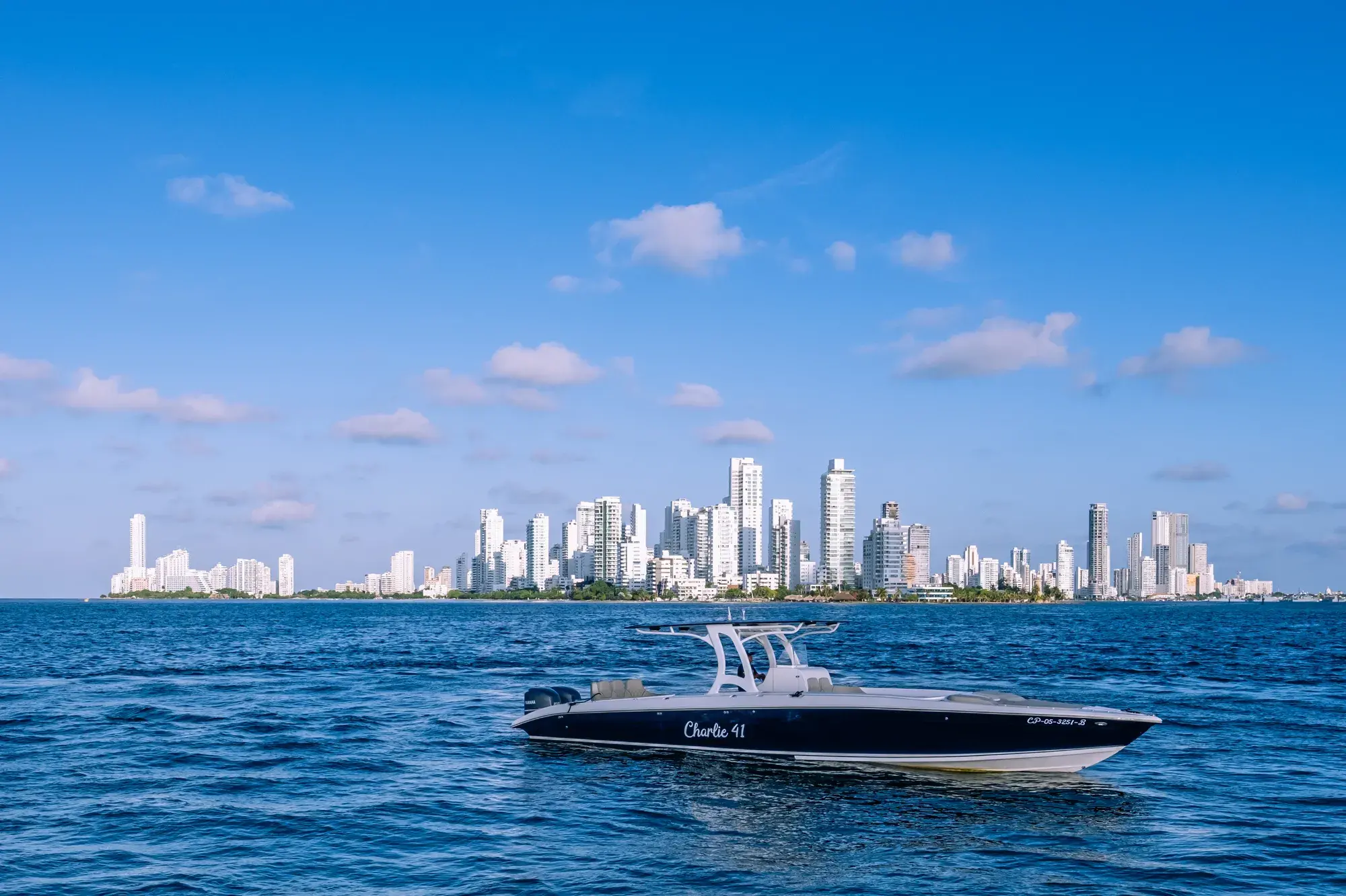 41 ft speedboat Charlie (1)
