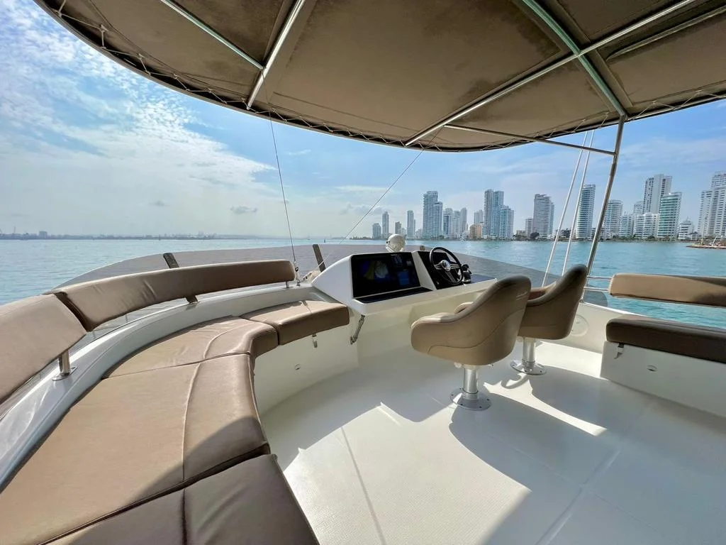 47 ft powercat (8)