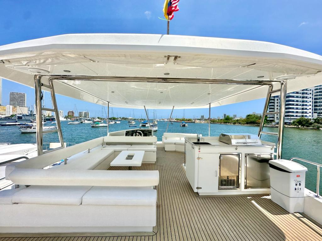 51 ft powercat (5)