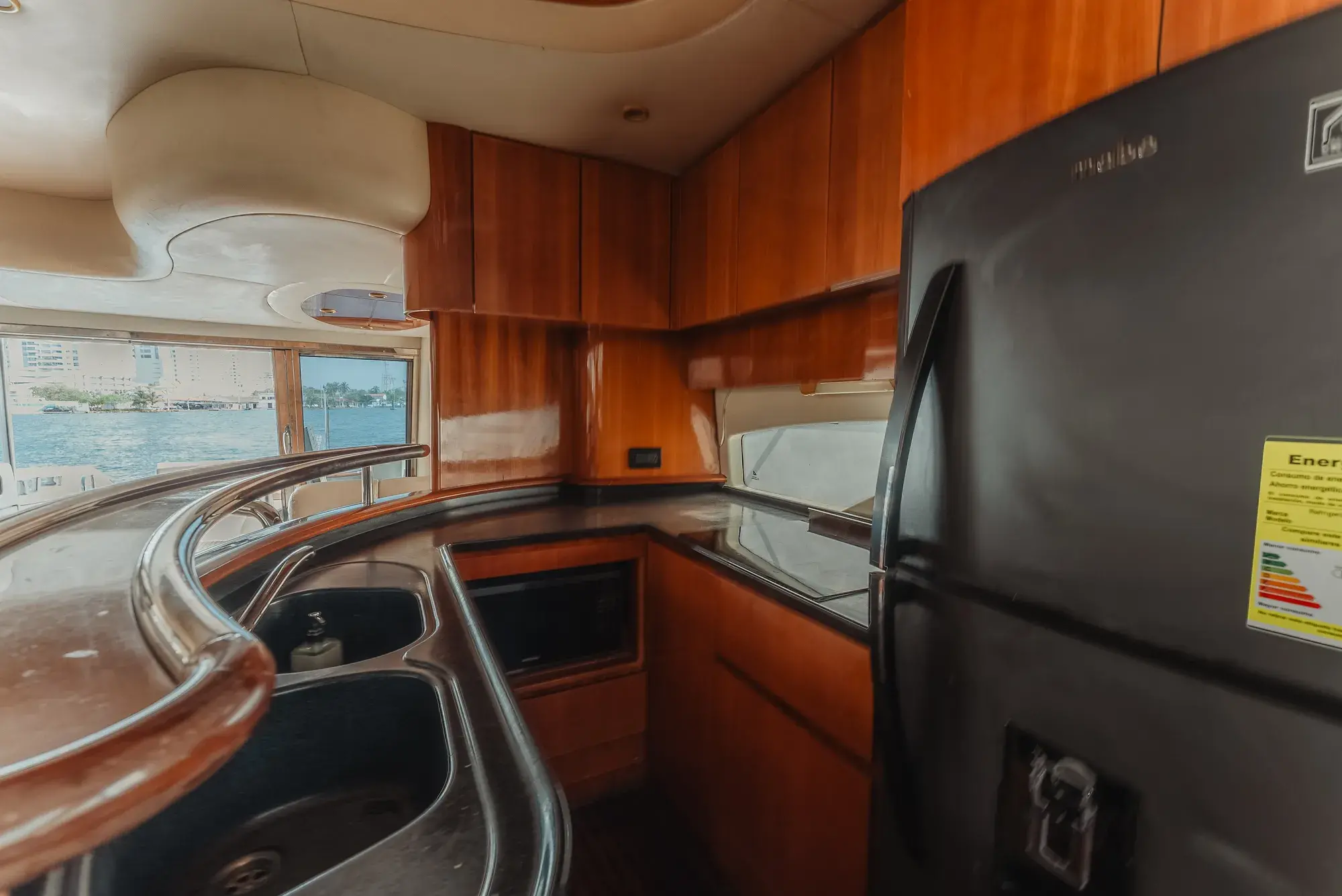 62 ft yacht skyland (3)