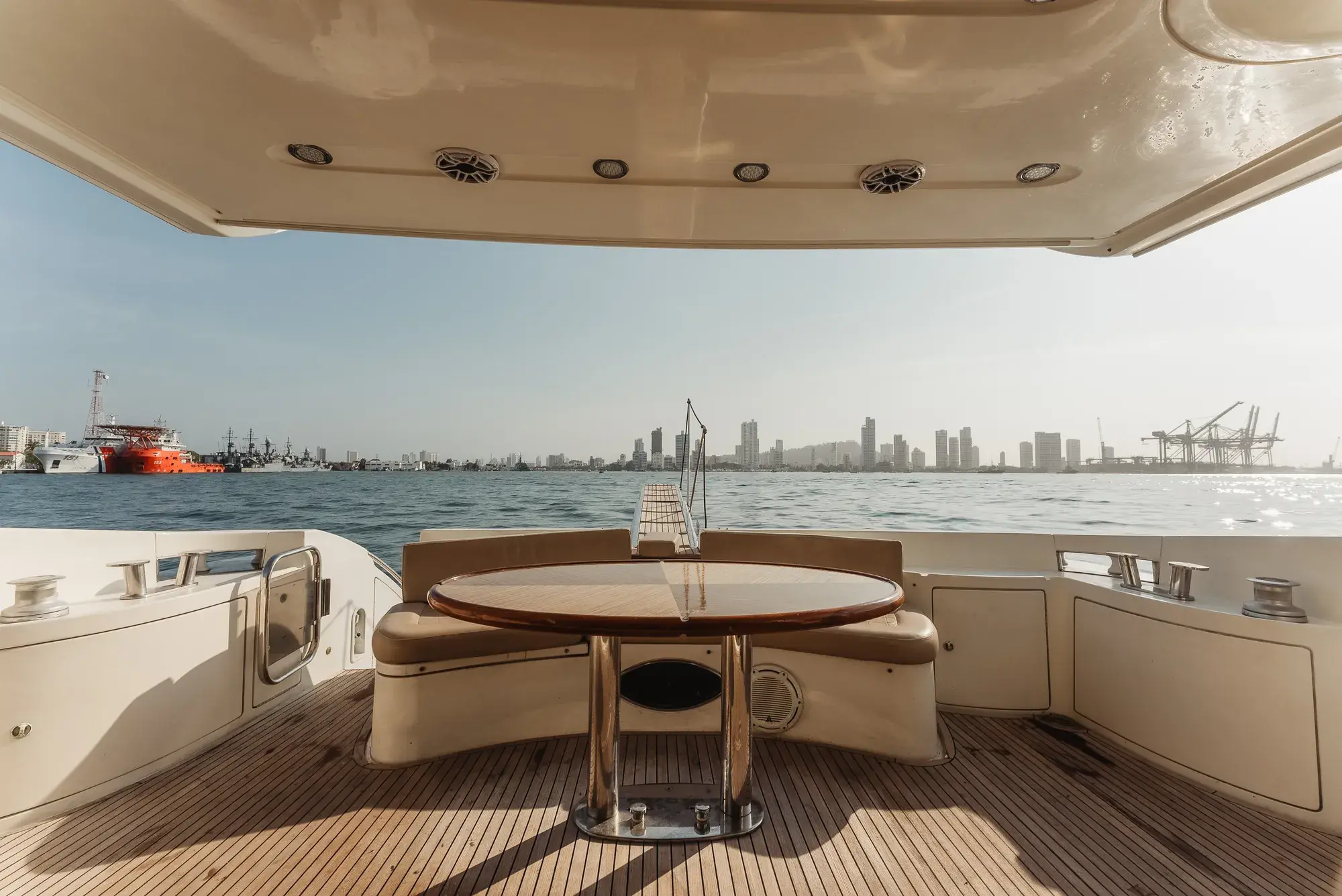 62 ft yacht skyland (37)