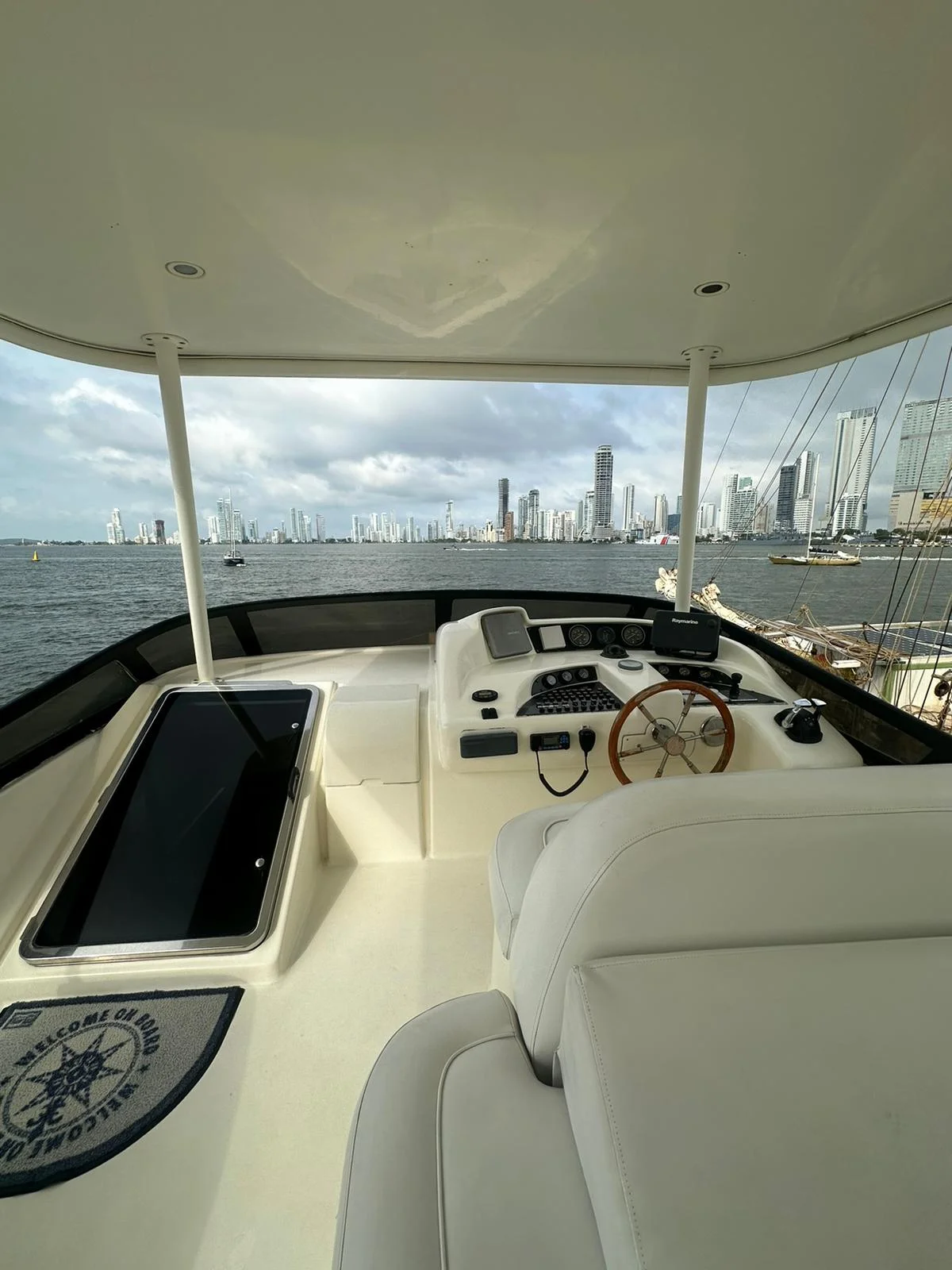 62 ft yacht starland (3)