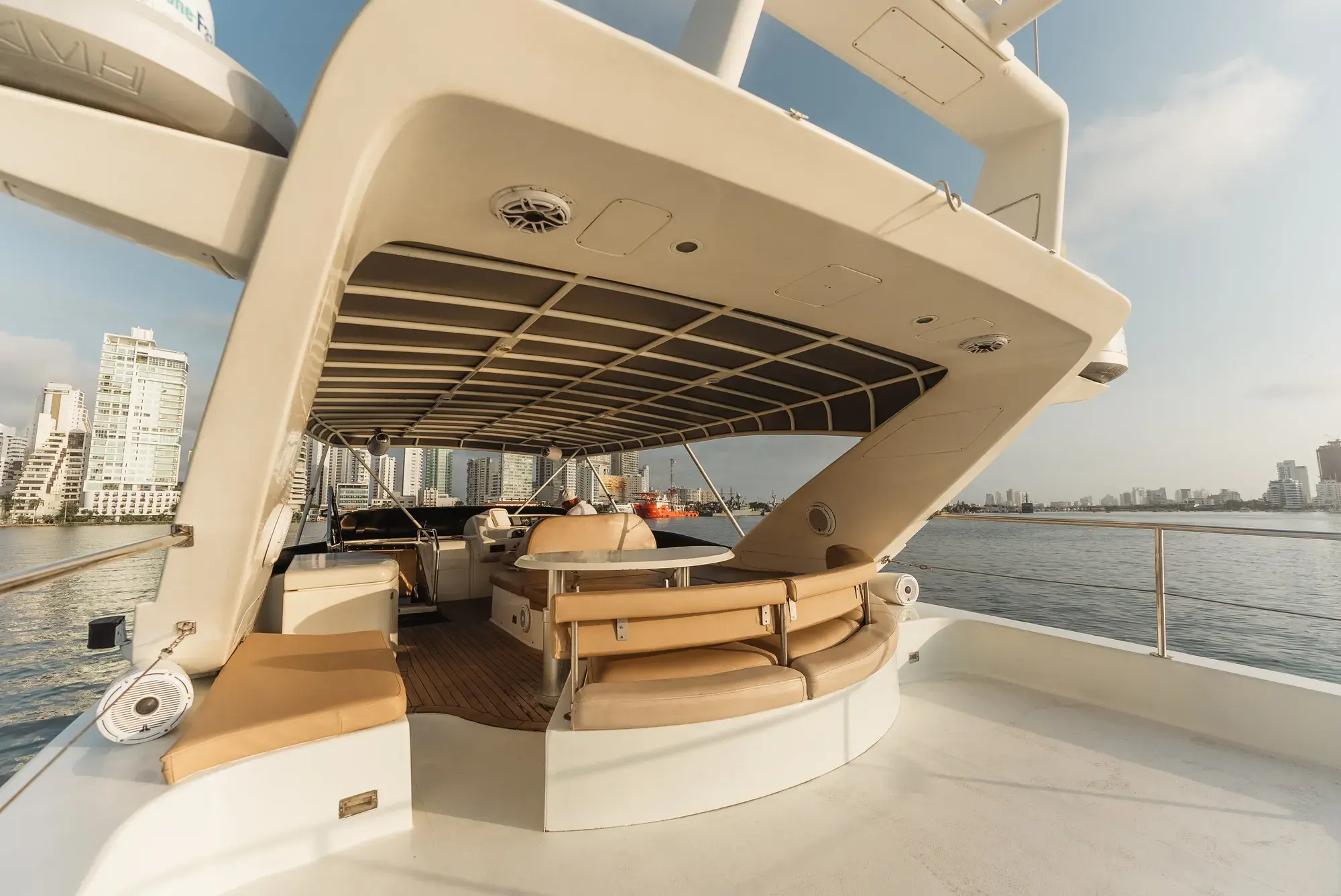 70 ft yacht sea land (7)