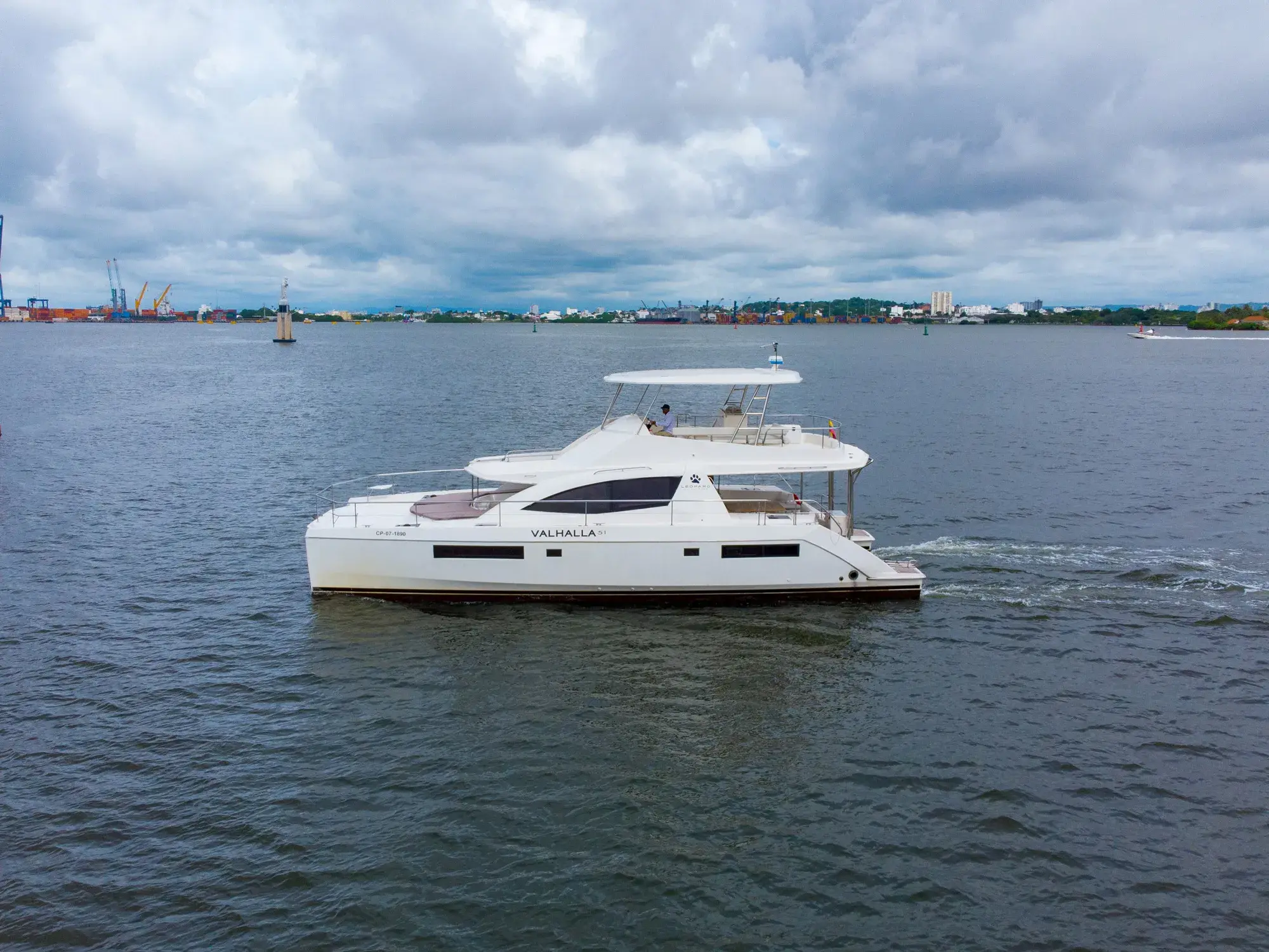 Leopard 51 VALHALA (1)